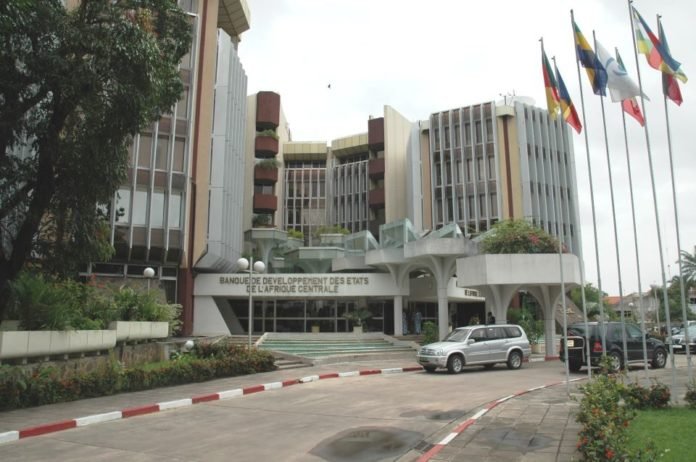 Gabon /BDEAC : 243 milliards de francs CFA injectés depuis 2017. - 7 ...