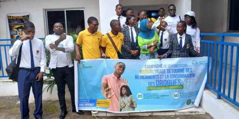 Lutte contre la consommation de drogues en milieu scolaire : une ...